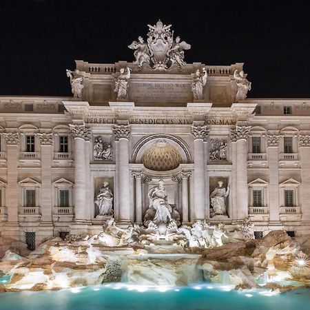 Heart Palace Fontana Di Trevi 로마 외부 사진